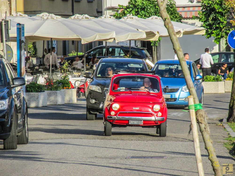 Wo Sie Ihr Auto in Como parken können in der Nähe des Comer Sees / Stadtzentrums im Jahr 2024