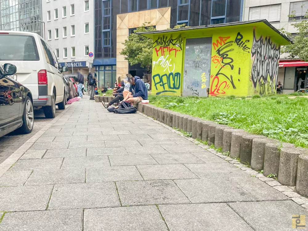 Besuch der Niddastraße in Frankfurt: Eine touristische Perspektive